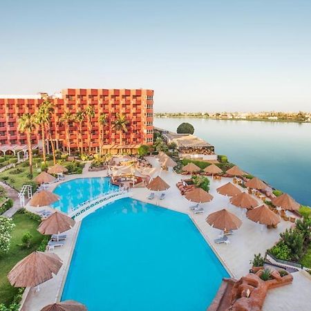 Pyramisa Hotel Luxor Esterno foto